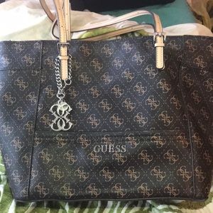 GUESS Large tote purse/bag